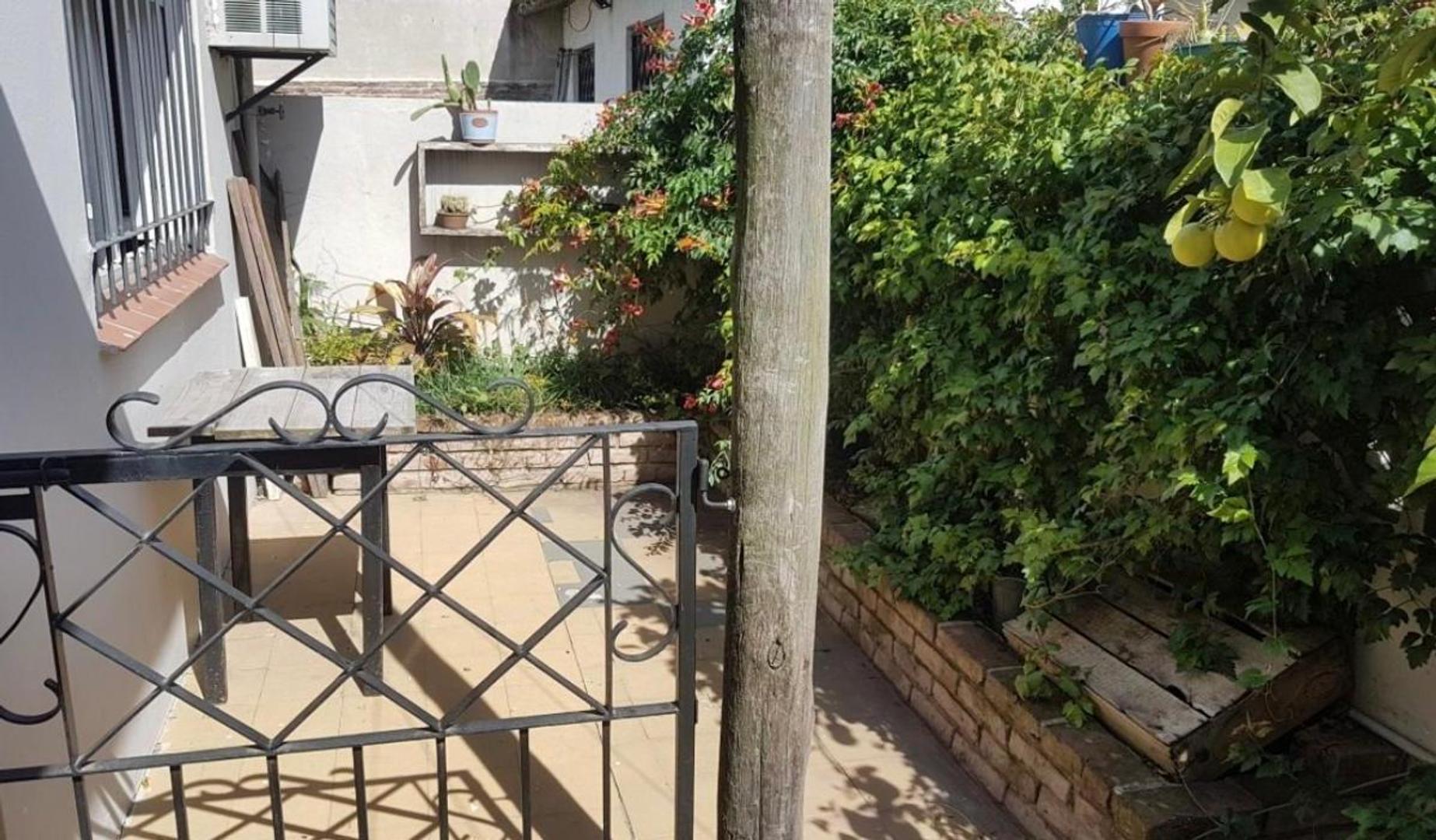 CASA EN VENTA EN CLAYPOLE