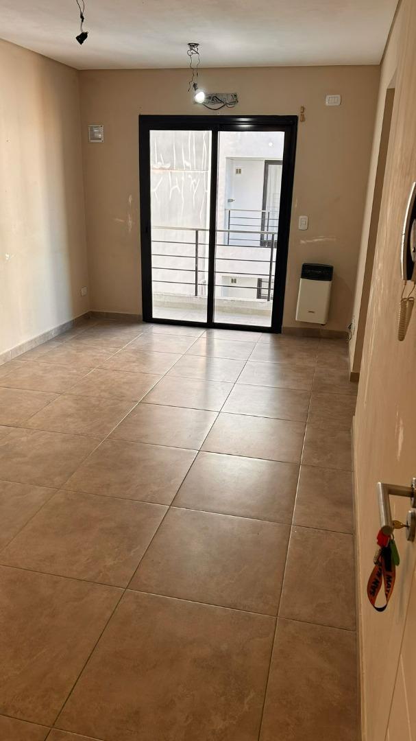 Aristobulo Del Valle 500, Piso 4