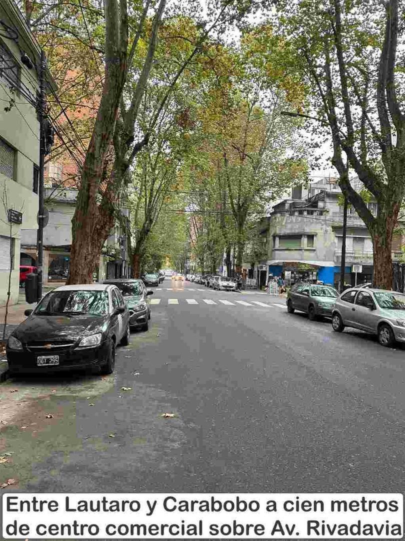 Local en Alquiler en Flores, $ 2.000.000