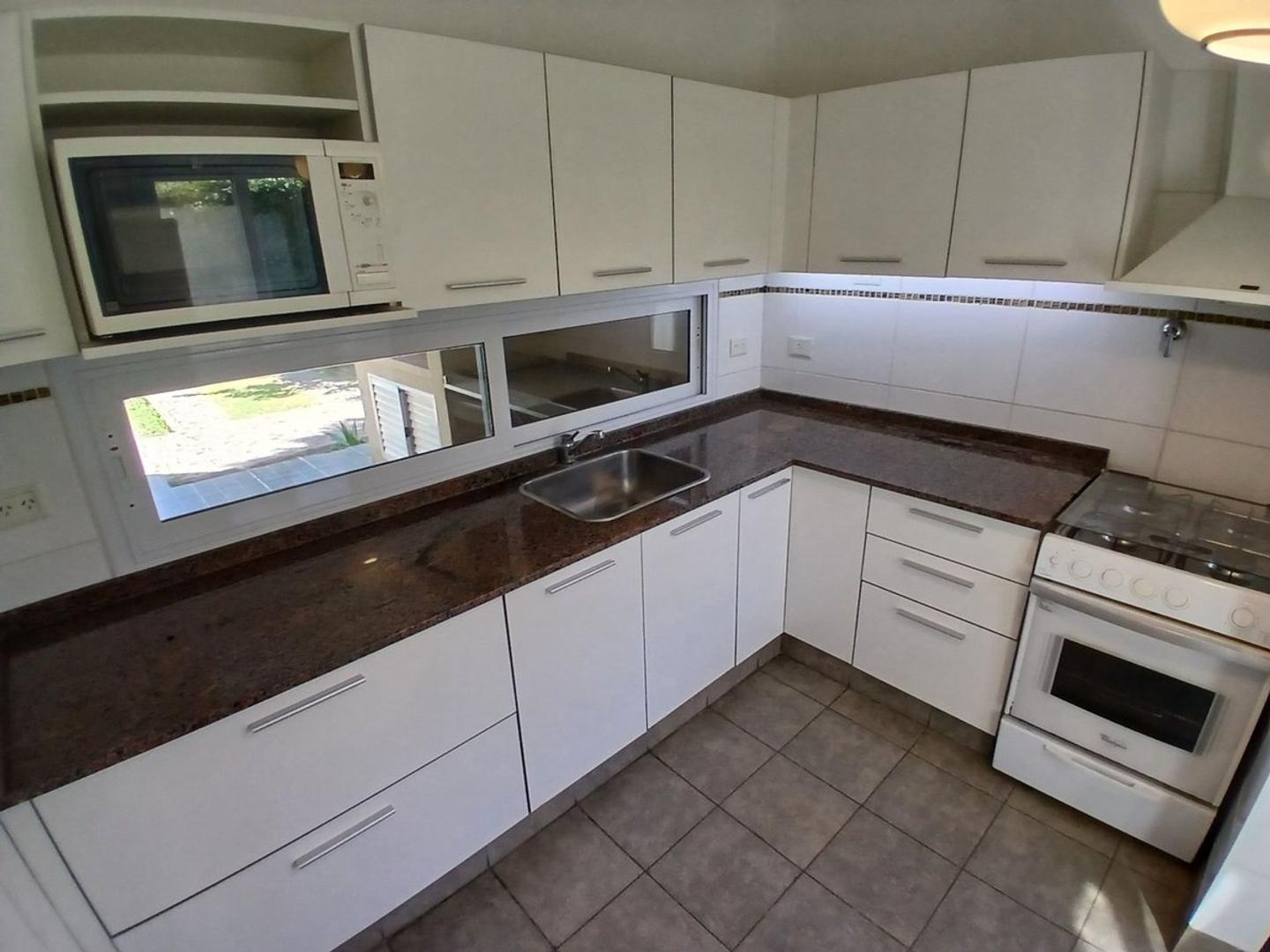 Casa en Venta en Country Club Banco Provincia, USD 185.000