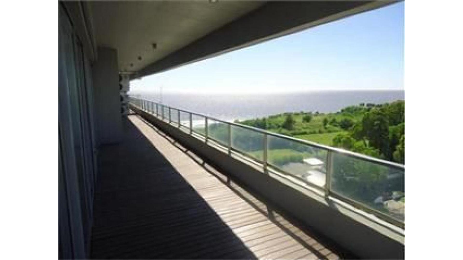 Departamento en Venta en Olivos Vias/Rio, USD 690.000