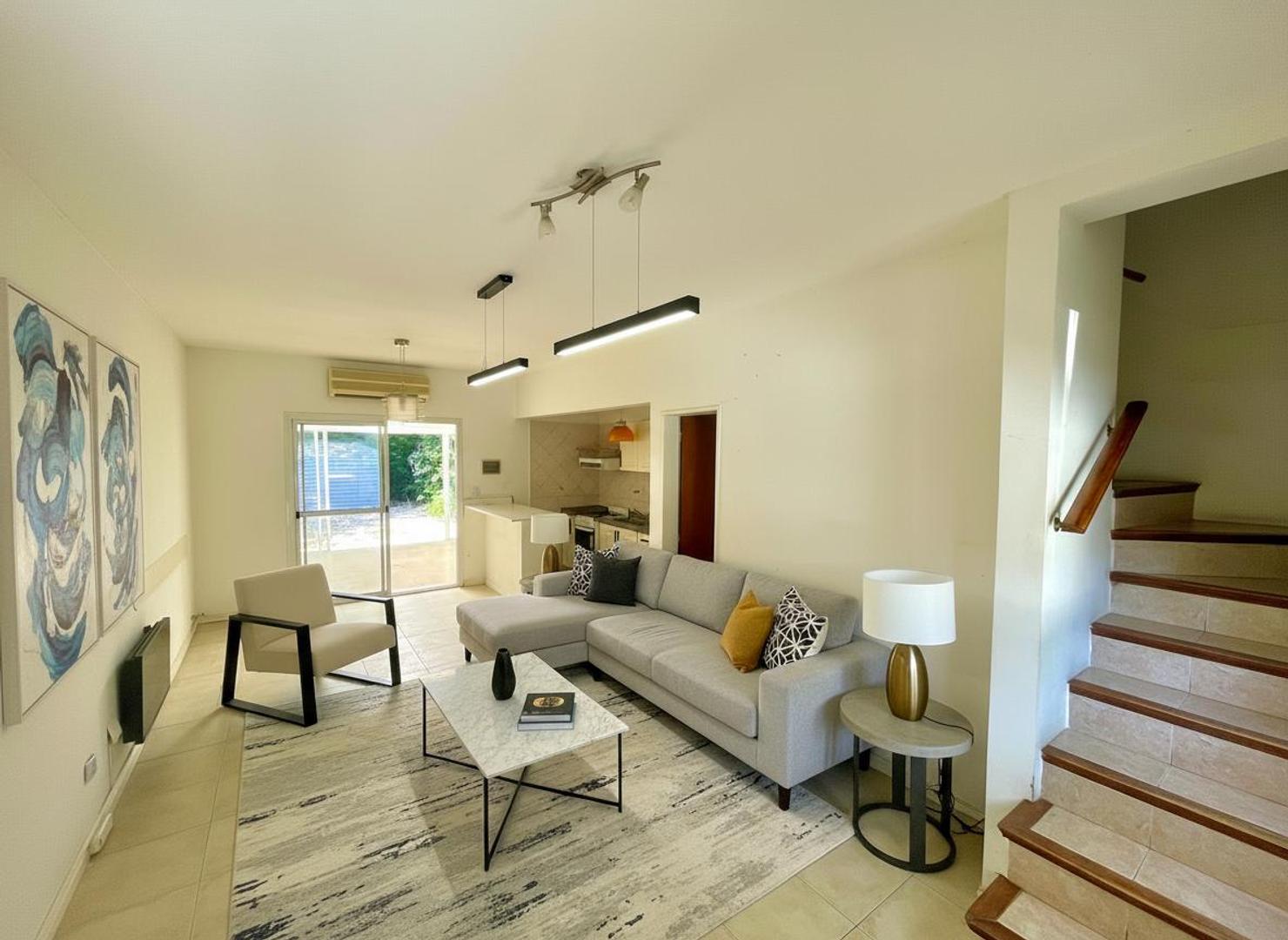 Dúplex 3 ambientes c/cochera en venta en Pilar Green Park 3