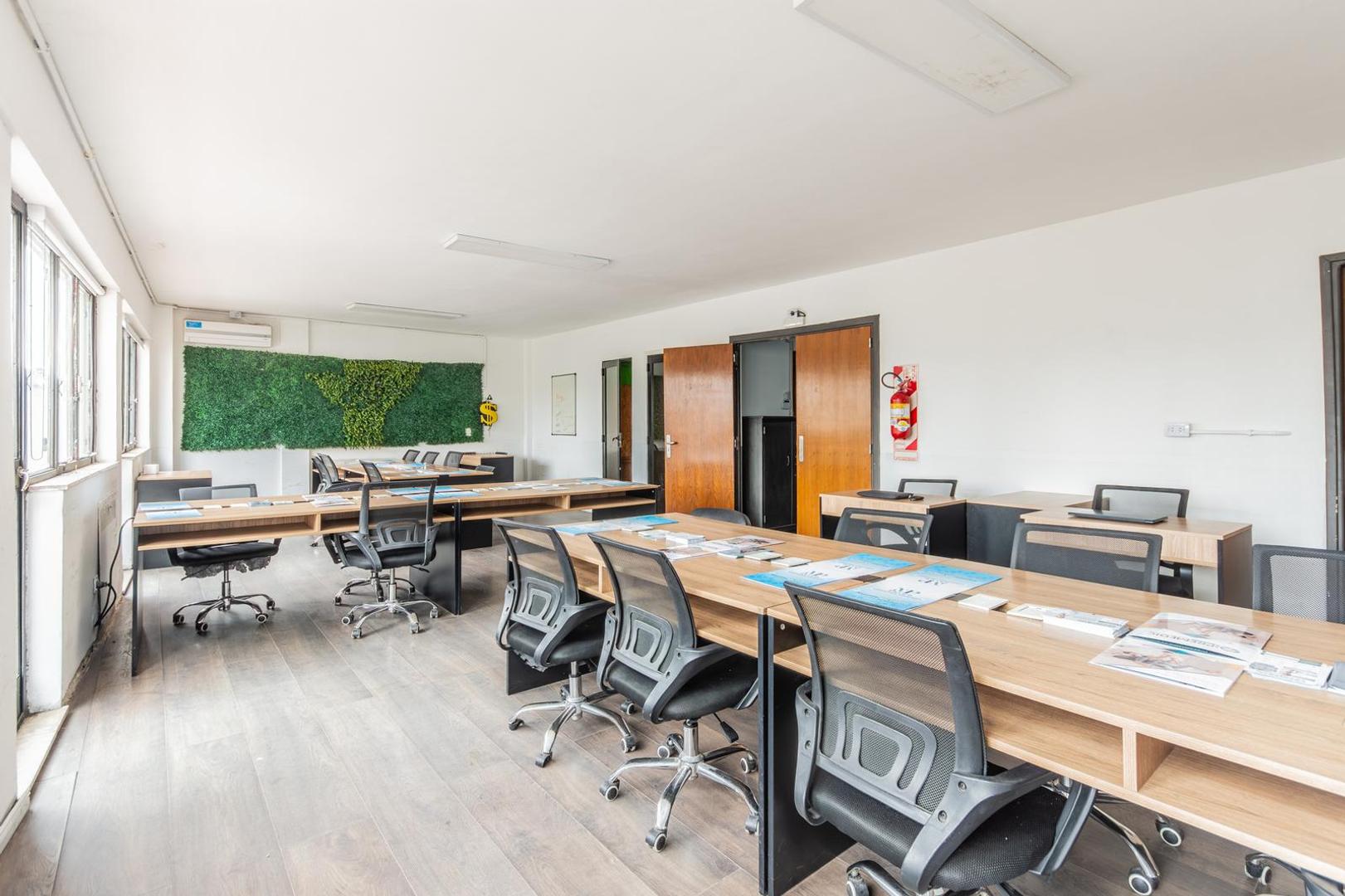 Oficina en Venta al Oeste