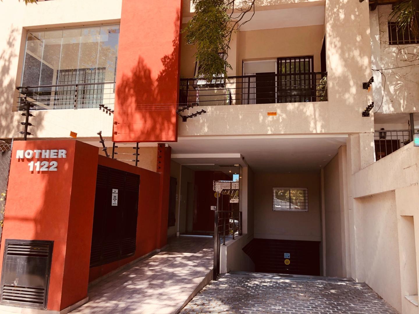 Nother 1122 , Piso 1