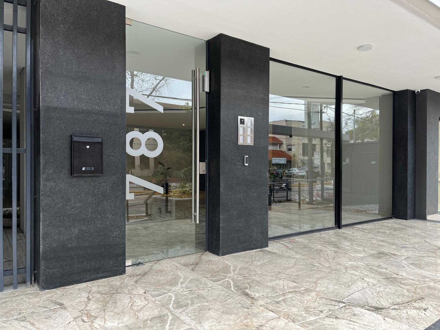 Departamento en Venta en Adrogue, USD 310.000