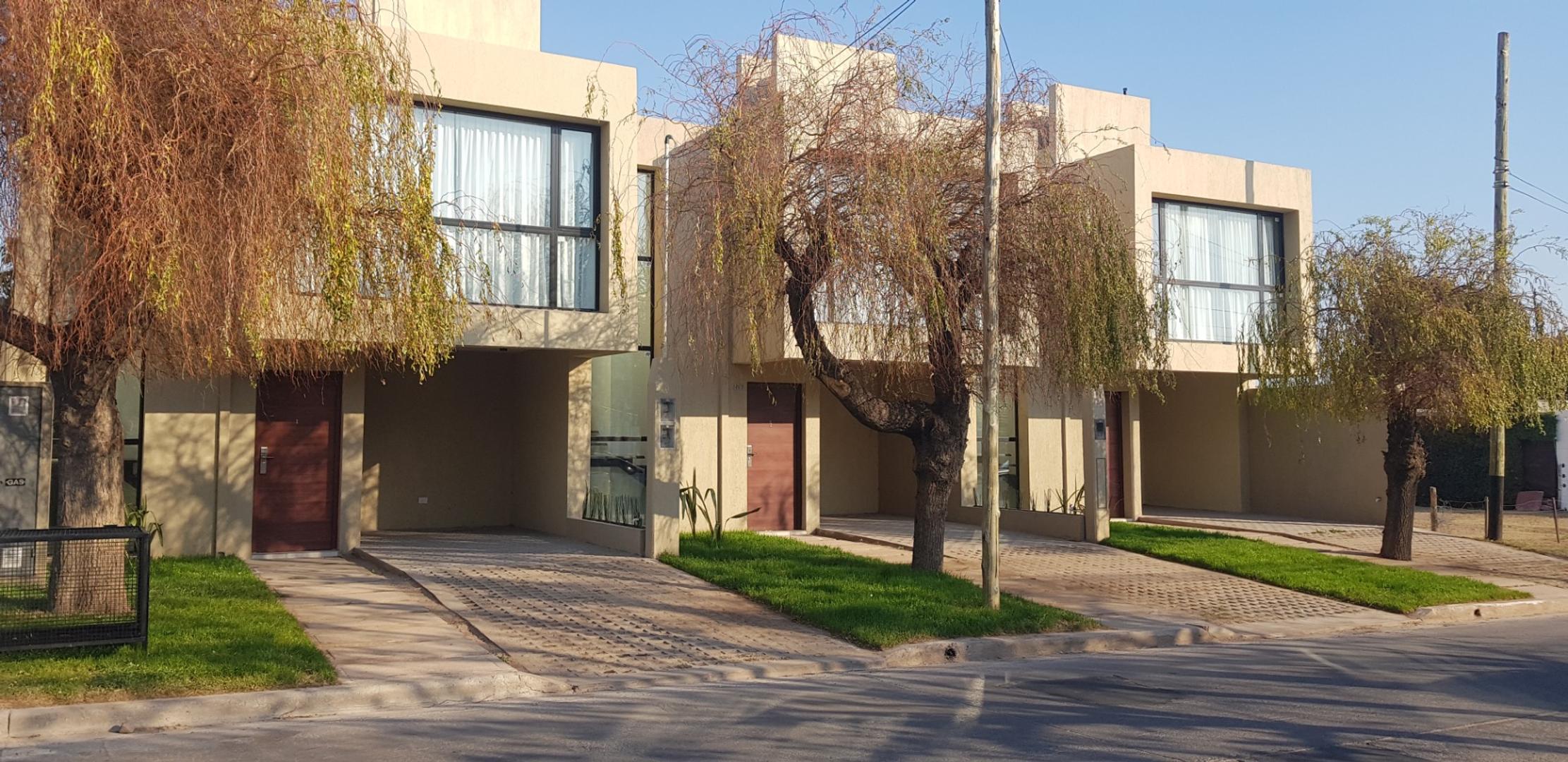 Excelente duplex 3 dormitorios