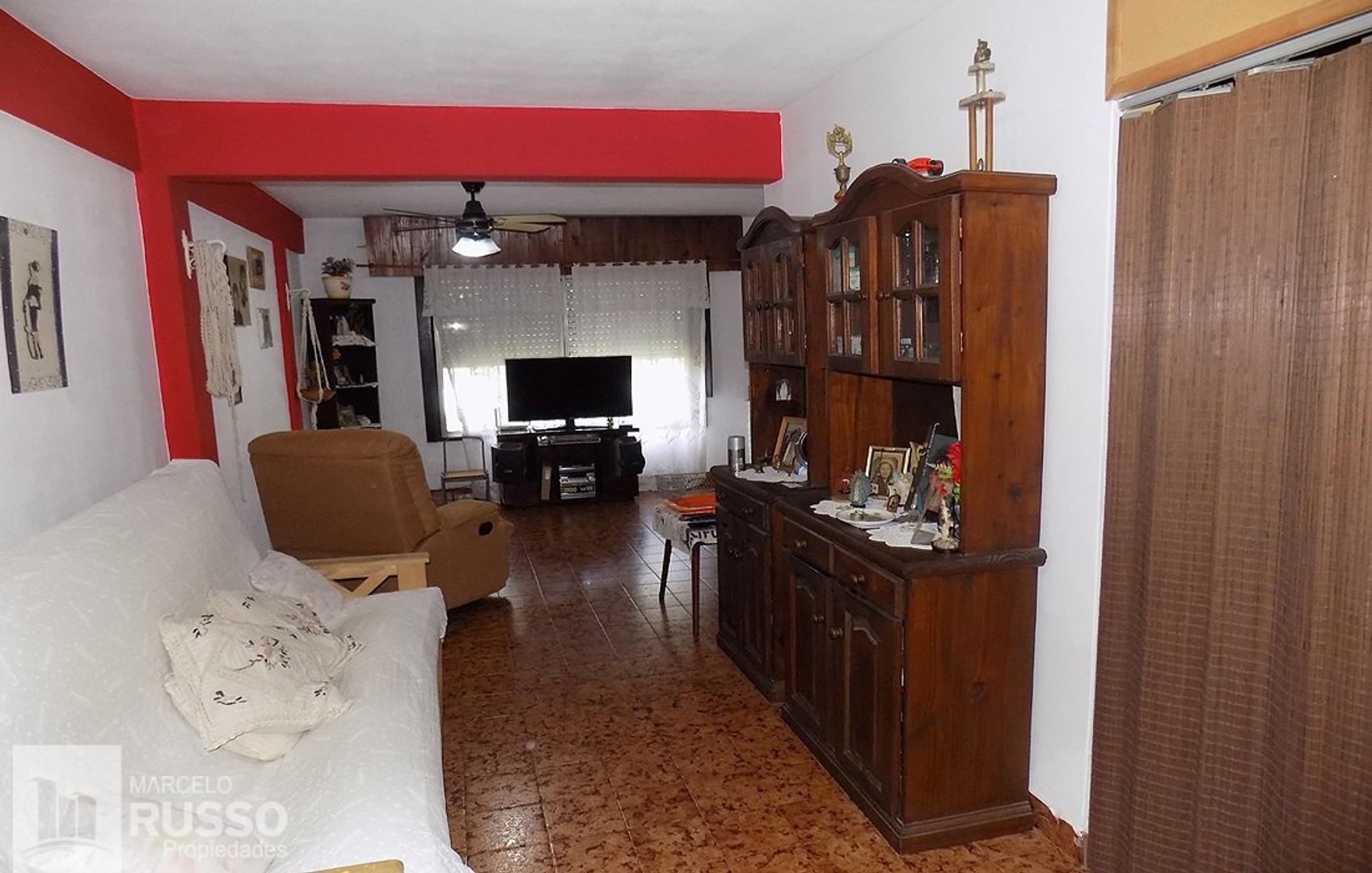 CHALET 4 AMBIENTES – PARQUE JOHNSTON