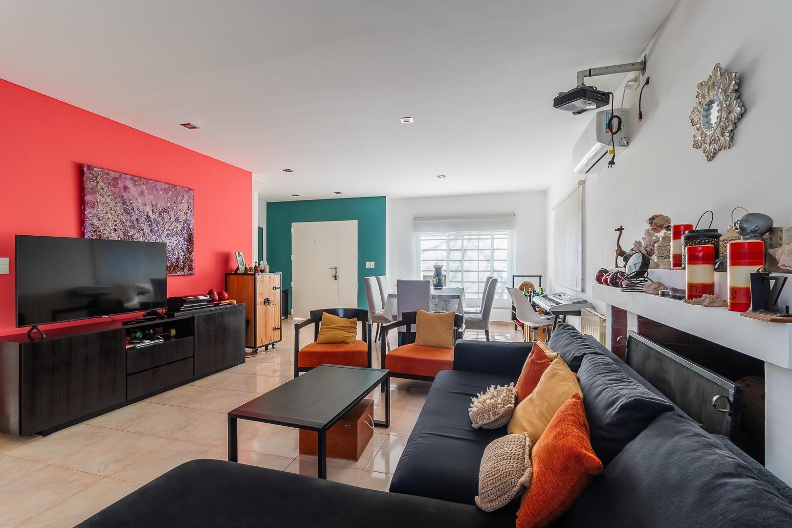 Casa 4 ambientes con 3 baños