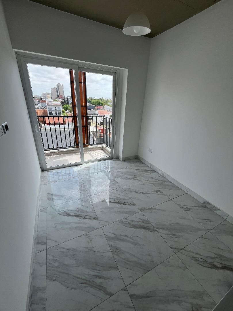 Departamento en Venta en Villa Dominico, USD 55.000