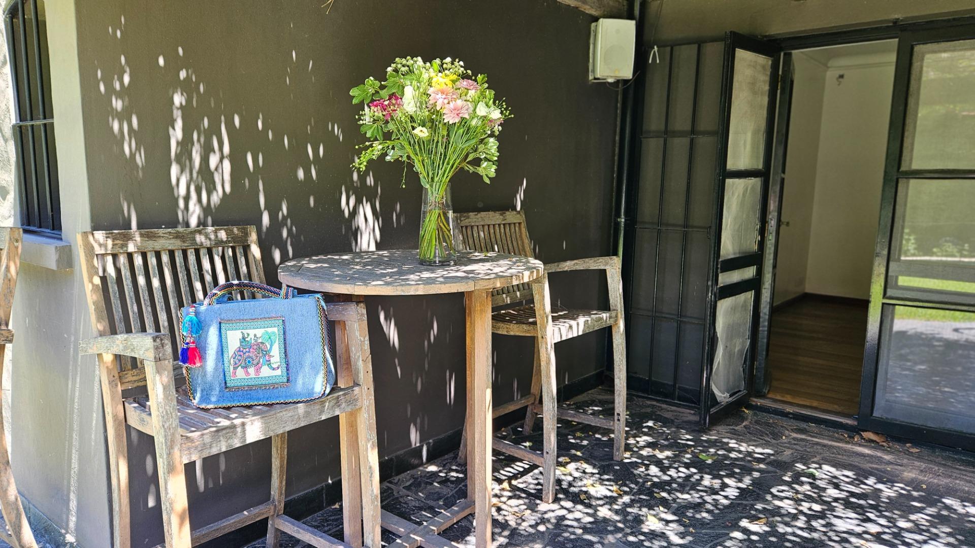 CASA 6 AMBIENTES EN ALQUILER EN MARTINEZ