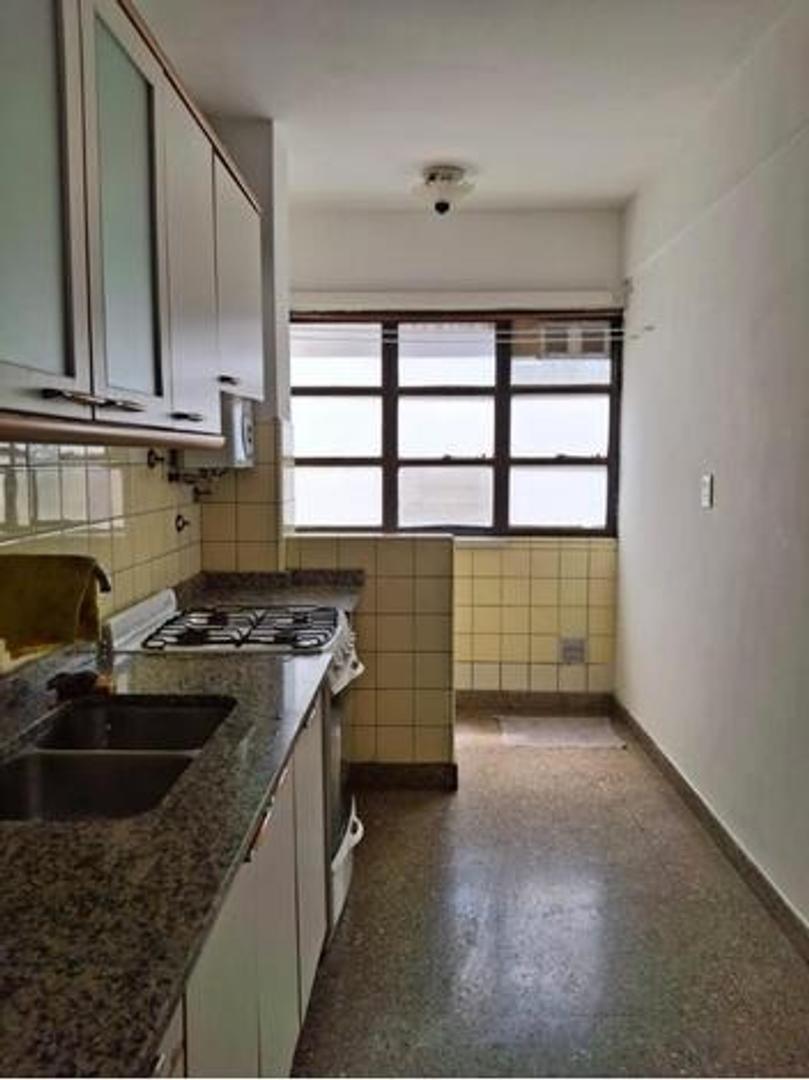 Departamento en Alquiler en Castelar Norte, $ 650.000