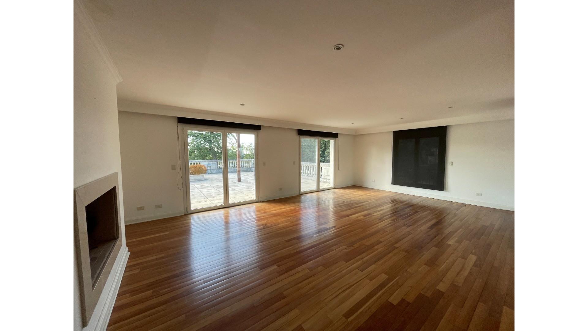 Departamento en Venta de 4 dormitorios