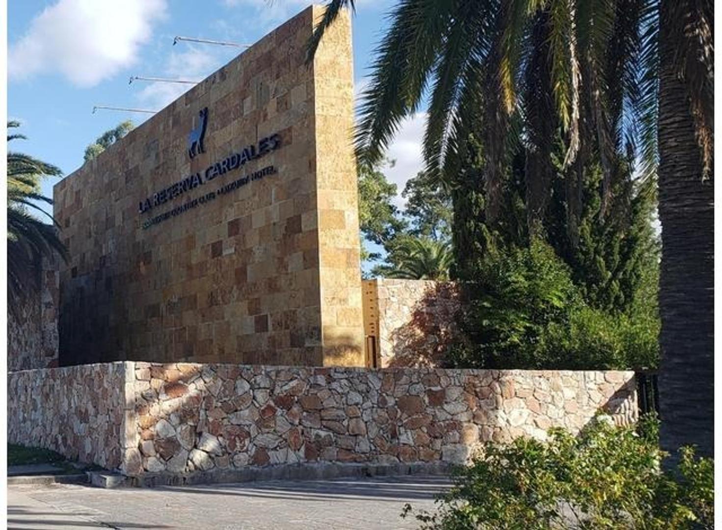 Lote con vista a la laguna en La Reserva Cardales