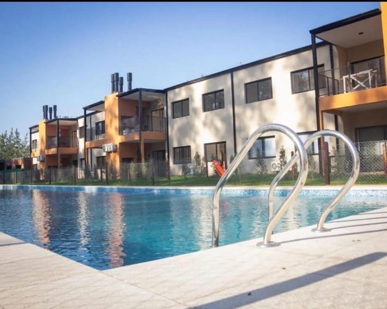 Alquiler departamento 3 ambientes amueblado parrilla. Pilar