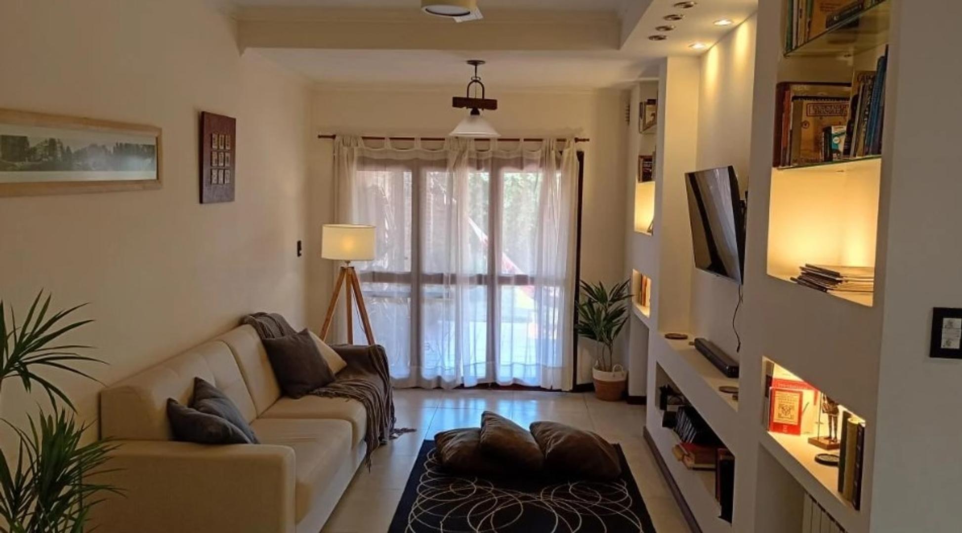 Casa 4 ambientes con 3 baños