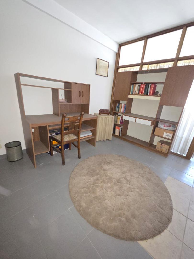 Laprida 165 , Piso 4