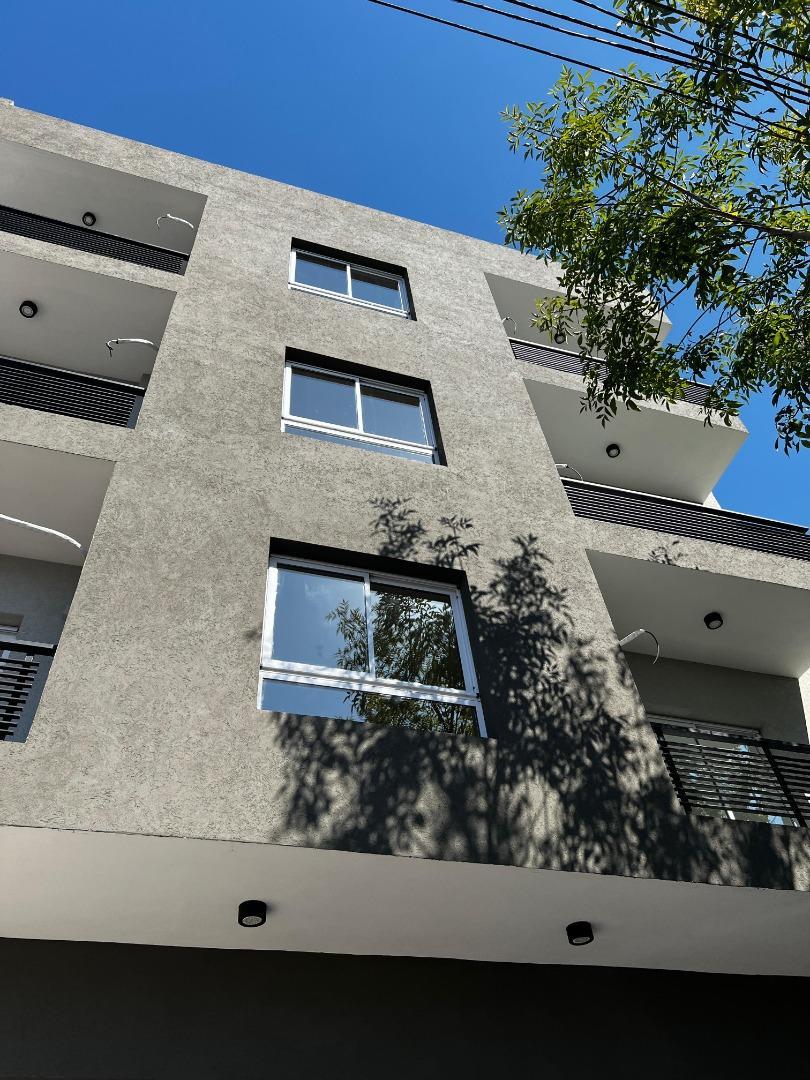 Avenida Mosconi 1400 , Piso 1