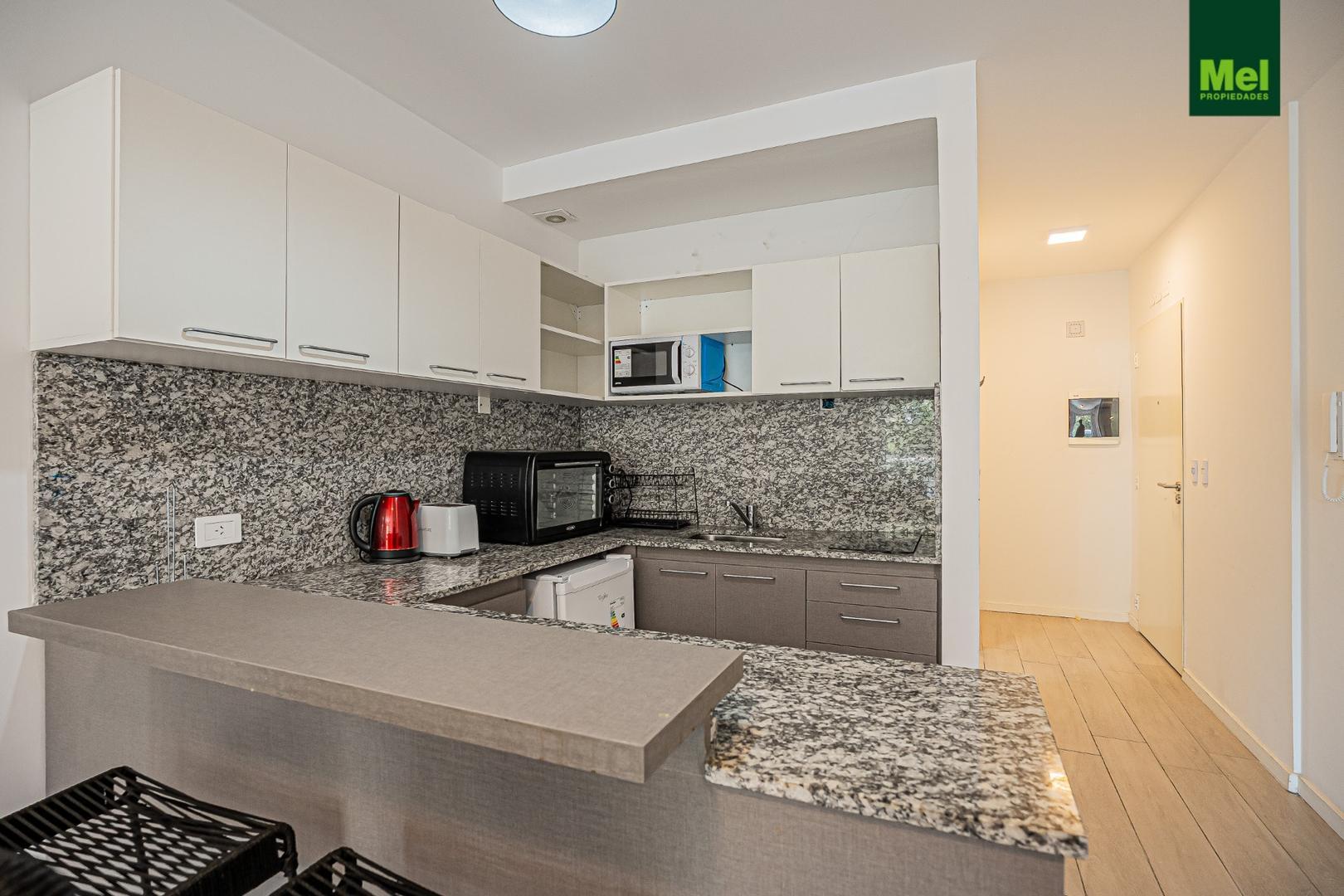 Monoambiente al frente con balcón. Ideal inversion!