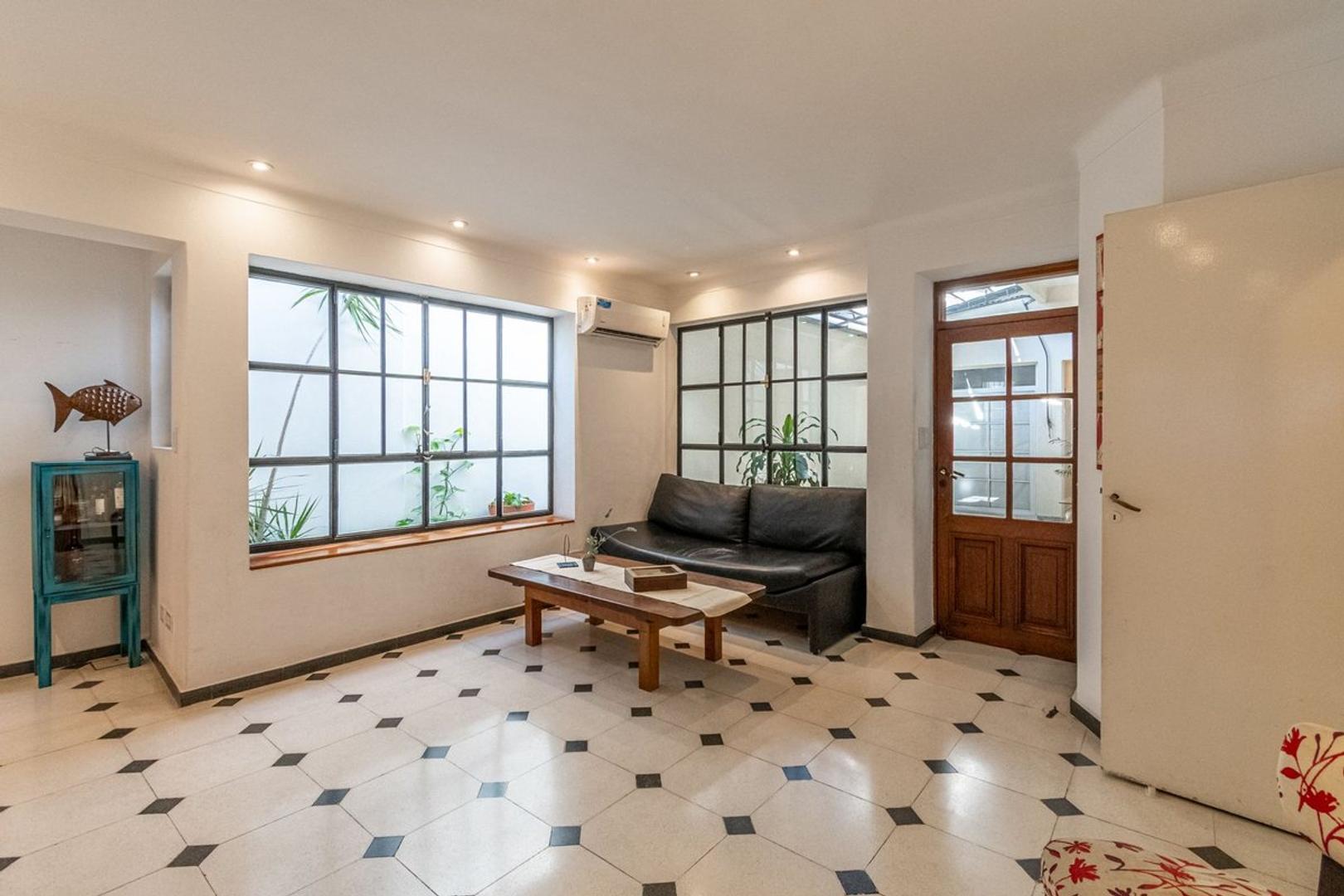 Manuela Pedraza 5100