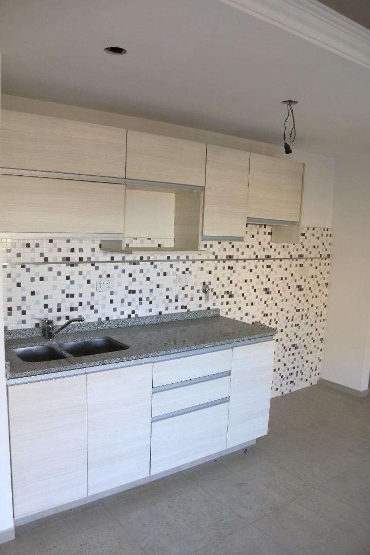 DEPARTAMENTO 3 AMBIENTES SUPER LUMINOSO