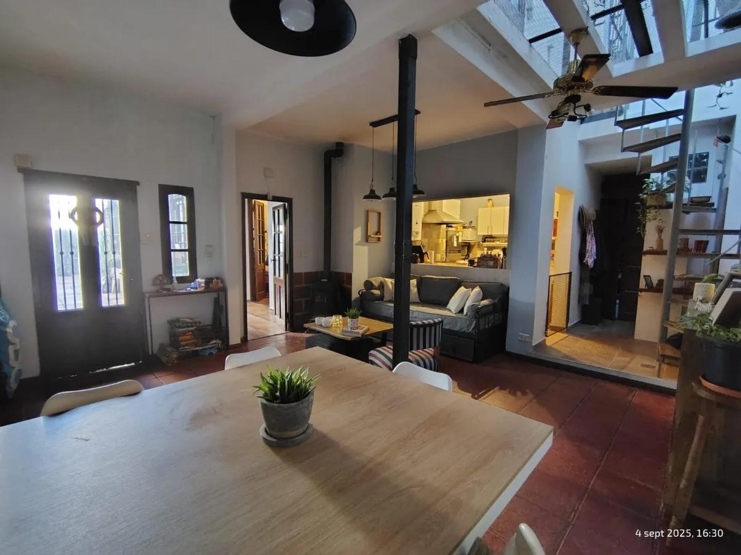 Casa en Venta en San Isidro Vias / Rolon, USD 245.000