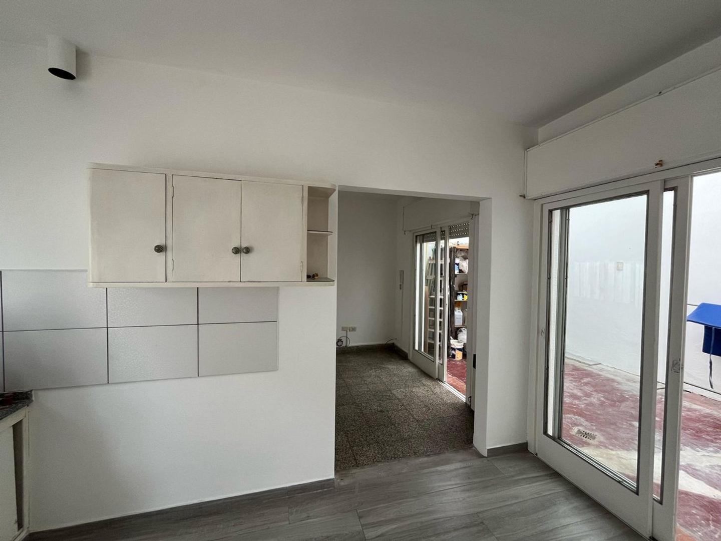 Depto Tipo Casa 3 ambientes con 1 baño