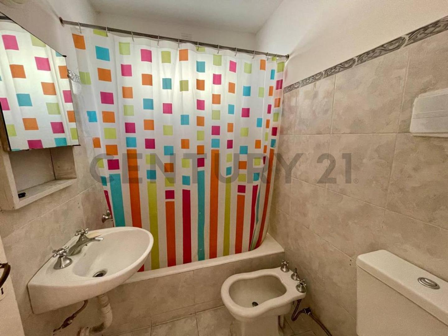 Alquiler Departamento 2 ambientes – Luminoso, vista abierta y ubicación privilegiada