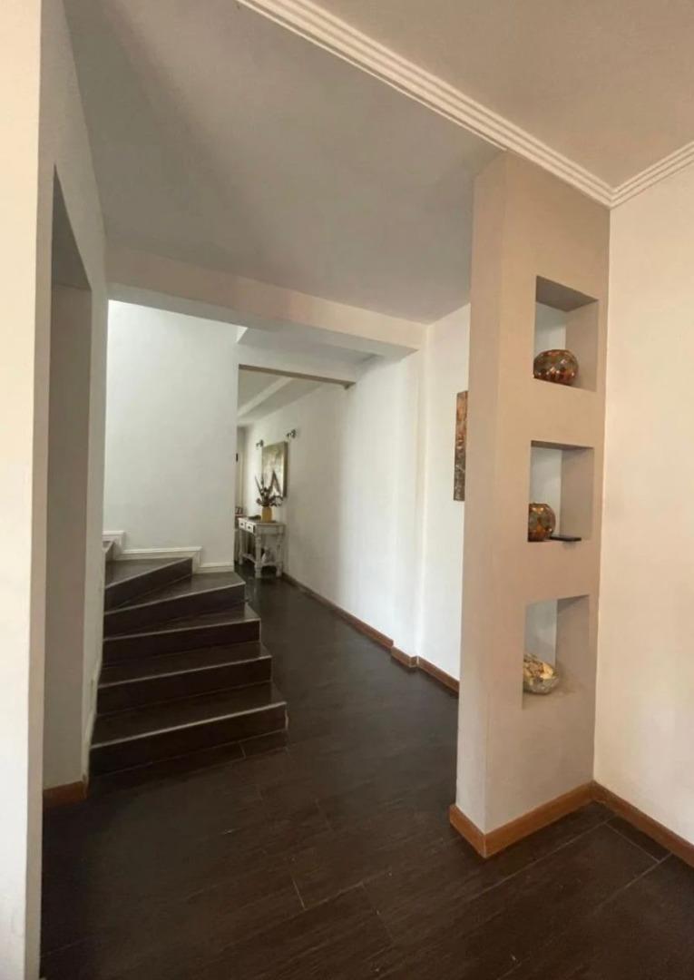 Casa en Venta de 5 dormitorios