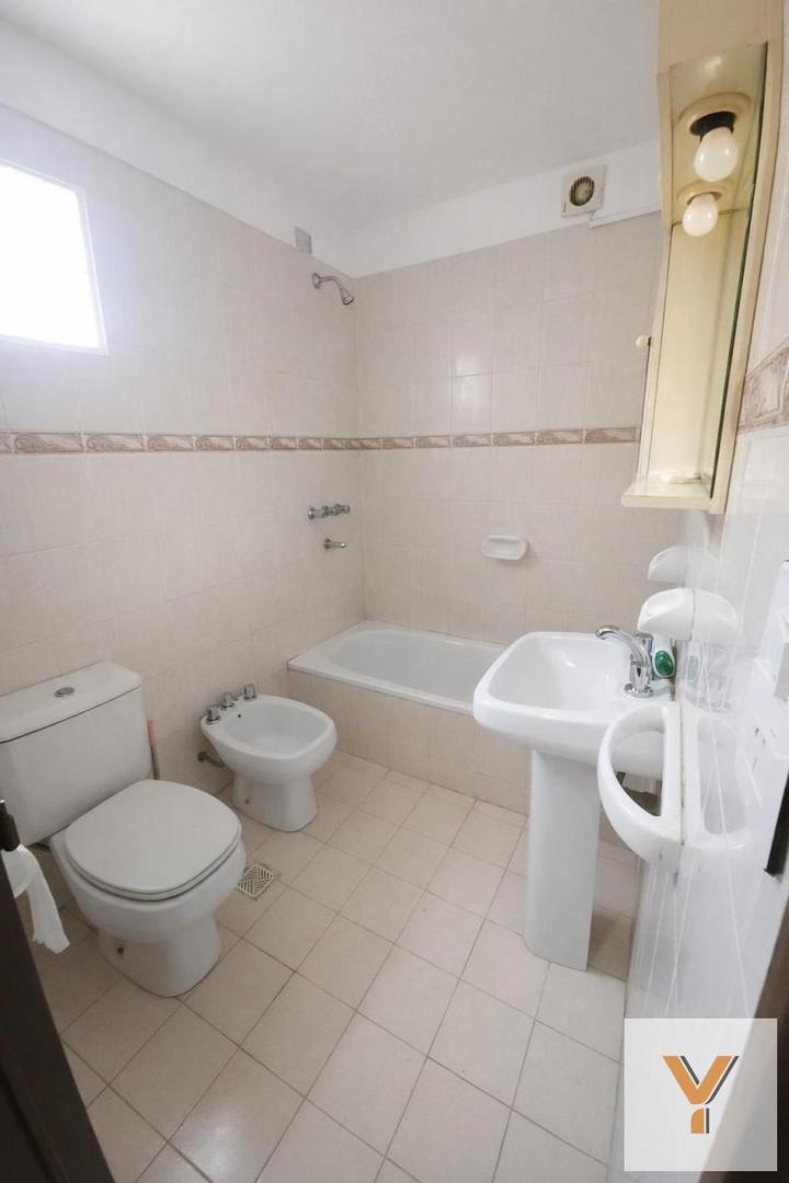 Depto Tipo Casa en Venta de 2 ambientes