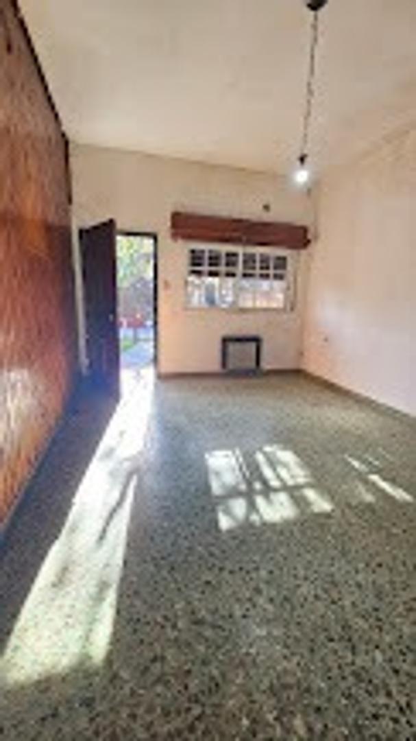 Casa en Venta en Castelar Sur, USD 100.000