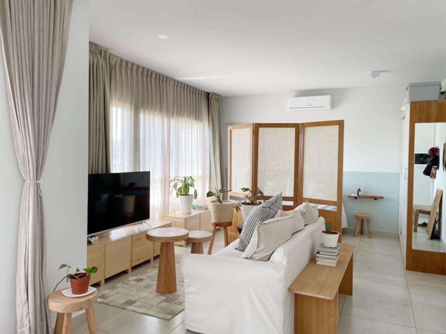 Monoambiente divisible en 2 ambientes con balcón orientación Norte, vivienda y/o apto profesion...