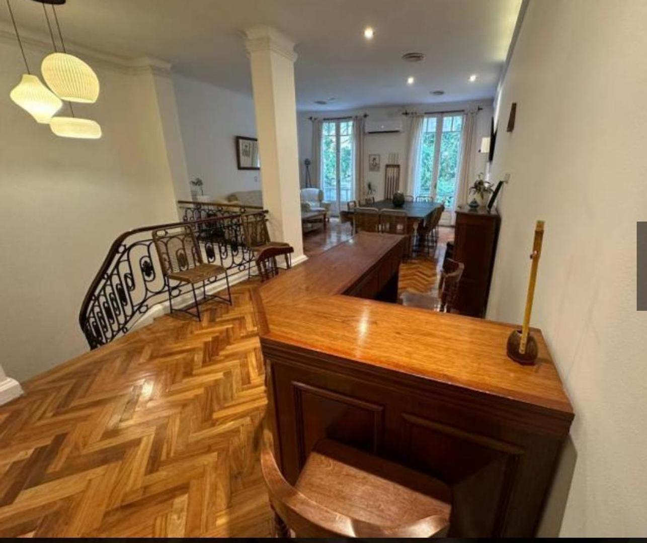 ALQUILER CASA 12 AMB. 8 DORM.5 BAÑOS AMOB.RECOLETA