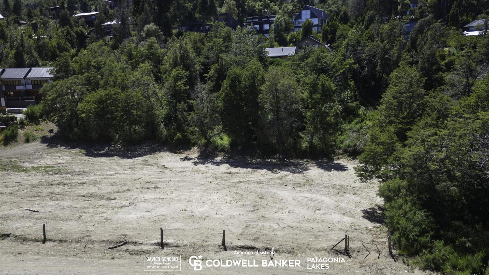 VENTA Lote/terreno céntrico de 2384 m2, El mercado, Villa la Angostura, ideal para desarrollo