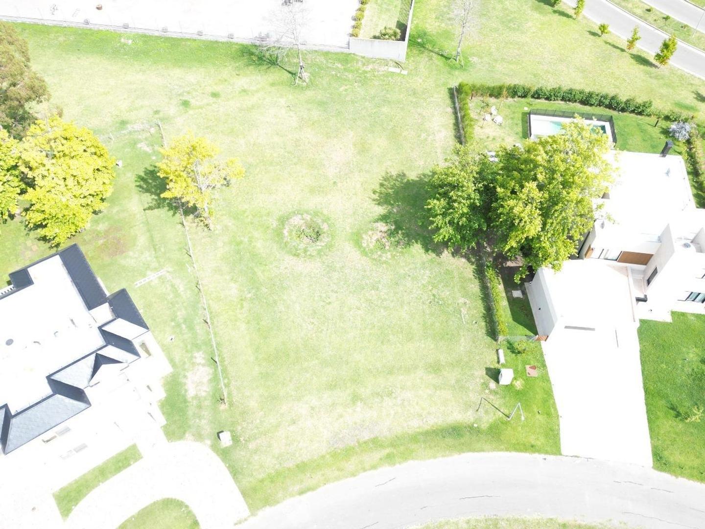 VENTA TERRENO INMEJORABLE UBICACION