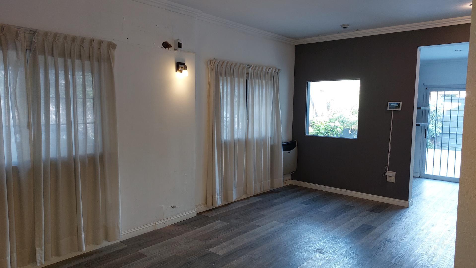 Amplia y cómoda casa con piscina