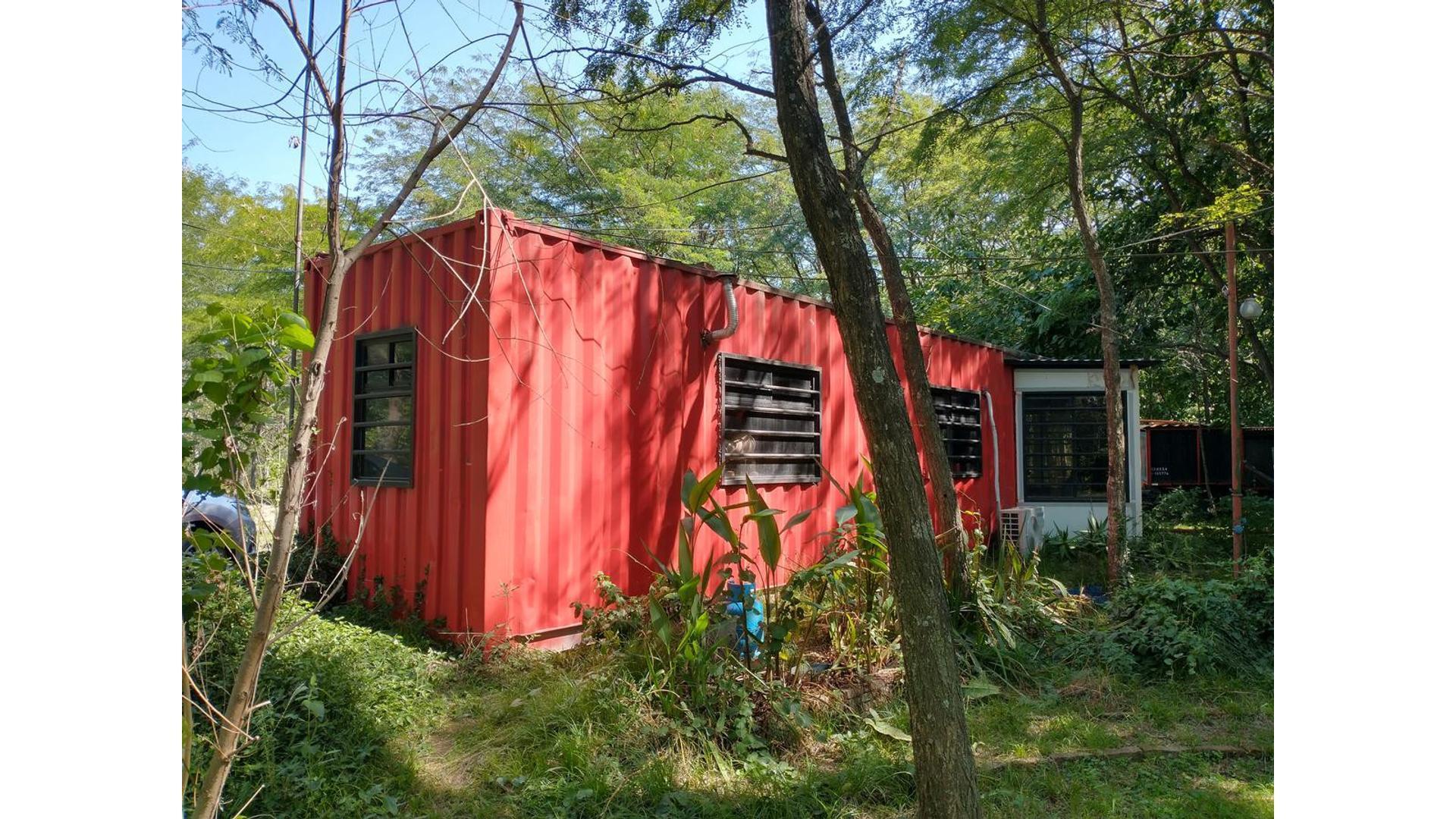 Vivienda Conteiner sobre amplio lote - Plomer. L20062