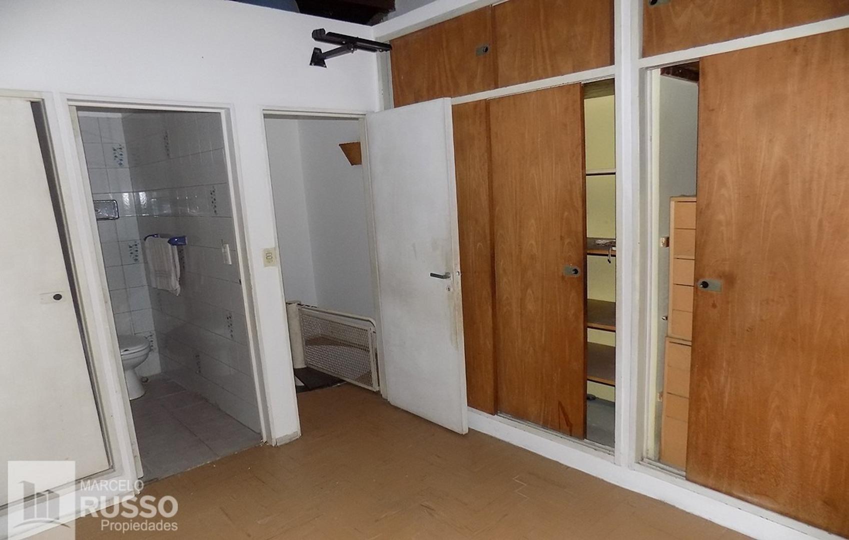 Casa 2 ambientes con 1 baño