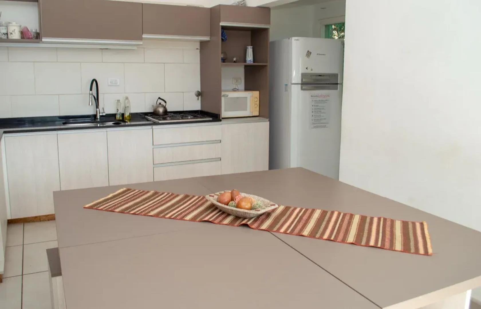 Casa 4 ambientes con 3 baños