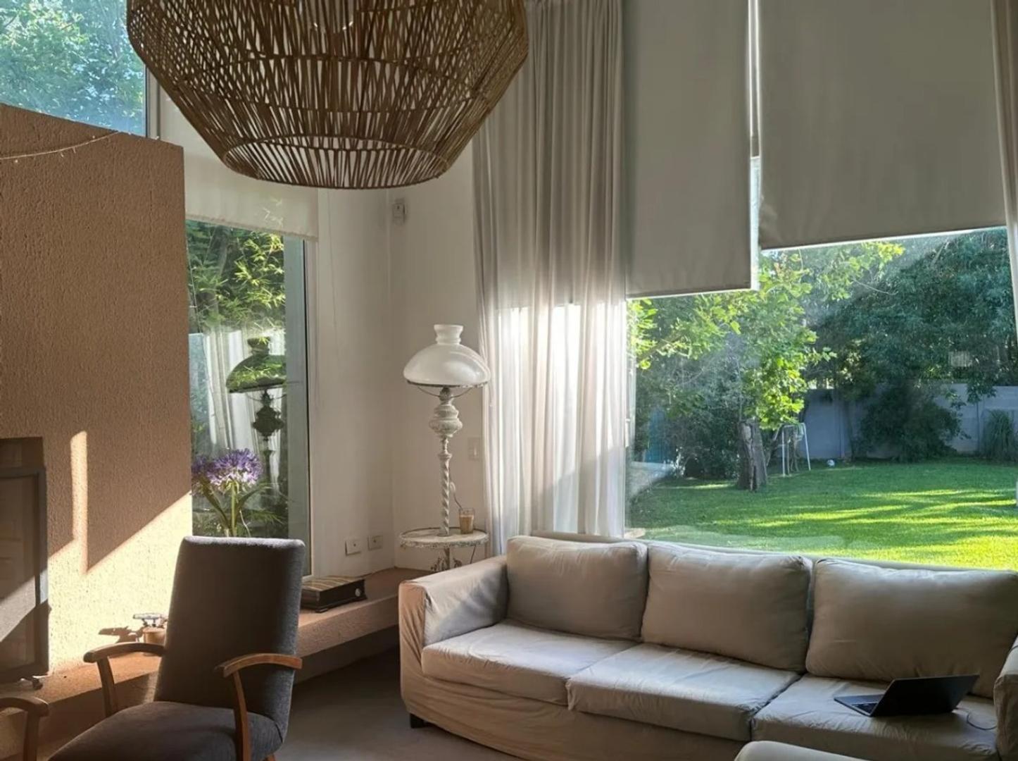 Casa en Alquiler 2 Plantas