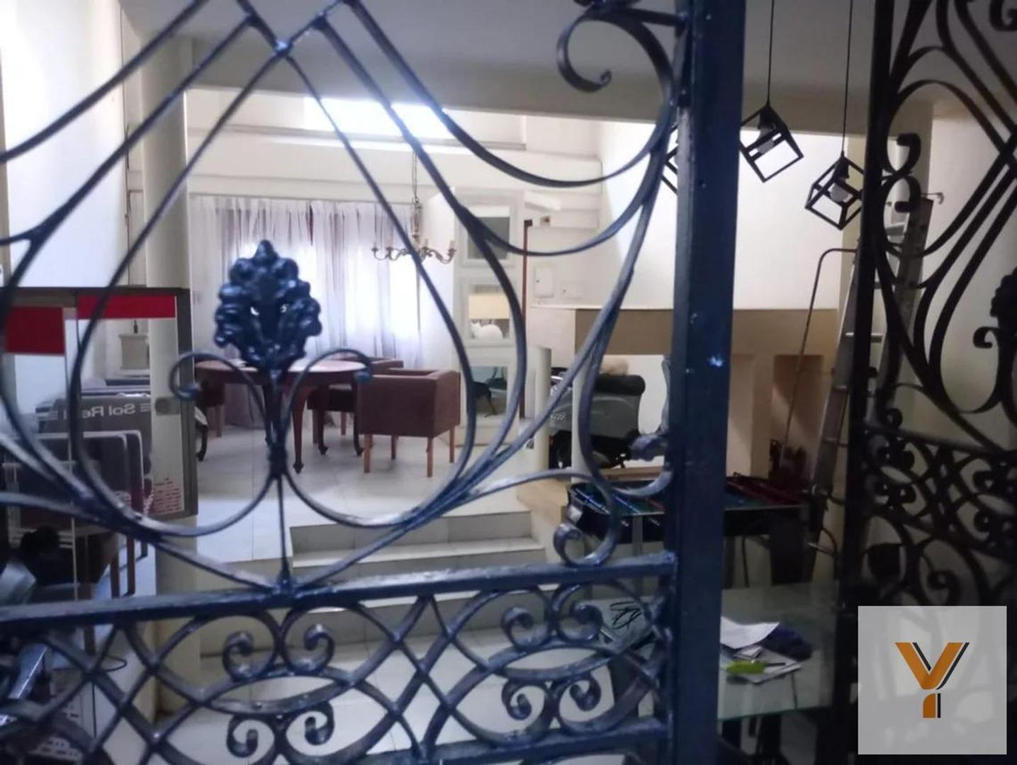 Depto Tipo Casa 4 ambientes con 3 baños