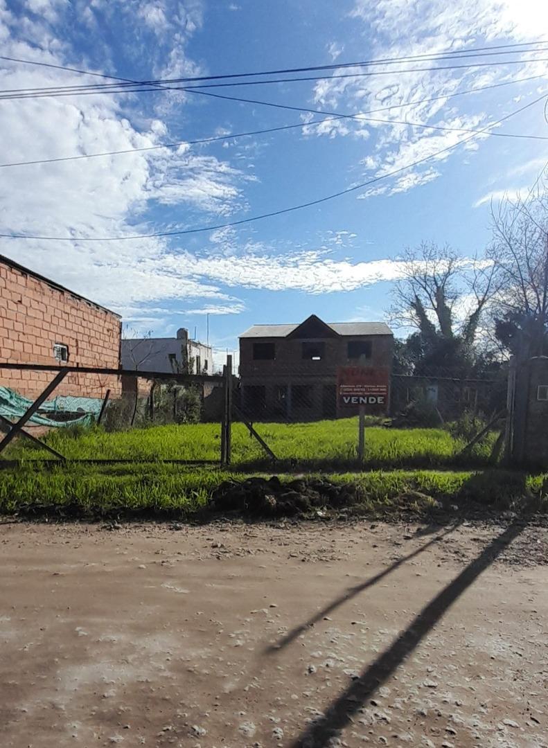 EN VENTA EXCELENTE DUPLEX A TERMINAR 