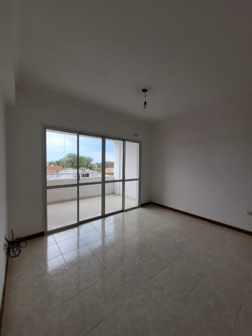 Los Hacheros 55 , Piso 4