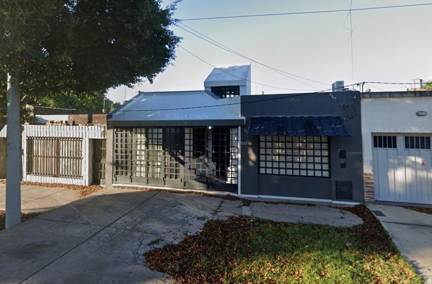 Casa - Venta - Argentina, Rosario - SAAVEDRA 3775