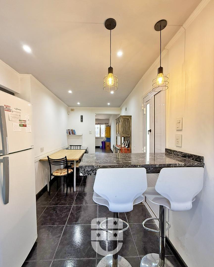 OPORTUNIDAD  CASA DE TRES DORMITORIOS EN ARROYITO!