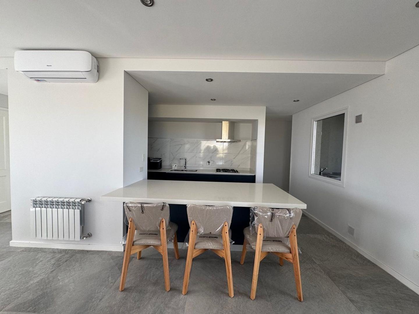 VENTA CASA HARAS DEL SUR 3 C/ PILETA 3 DORMITORIOS