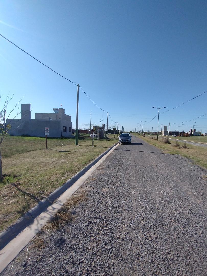 LOTE TERRENO LA TOSCANA PINERO EXCELENTE