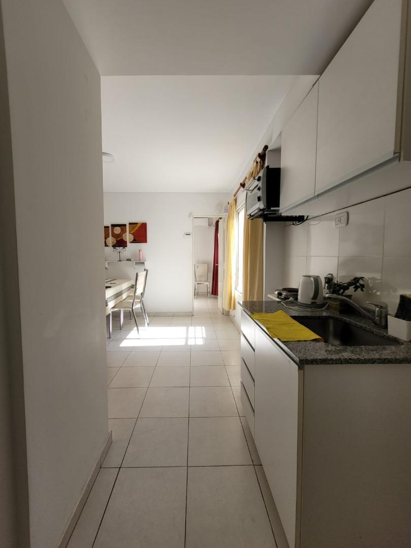 Callao 1518 , Piso 1