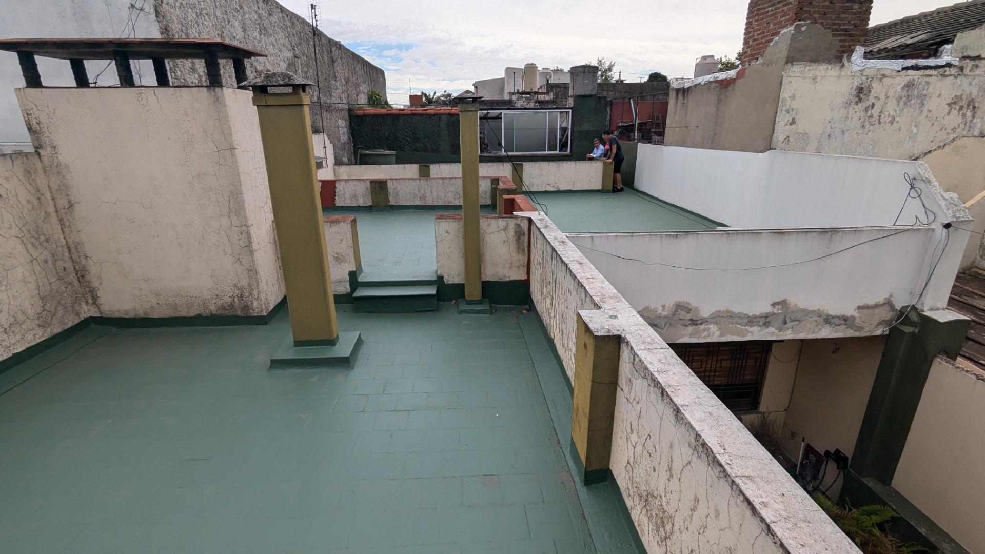 Casa 3 ambientes con 1 baño