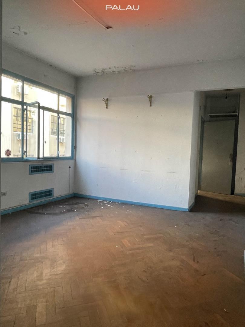 Oficina en Venta 80 años