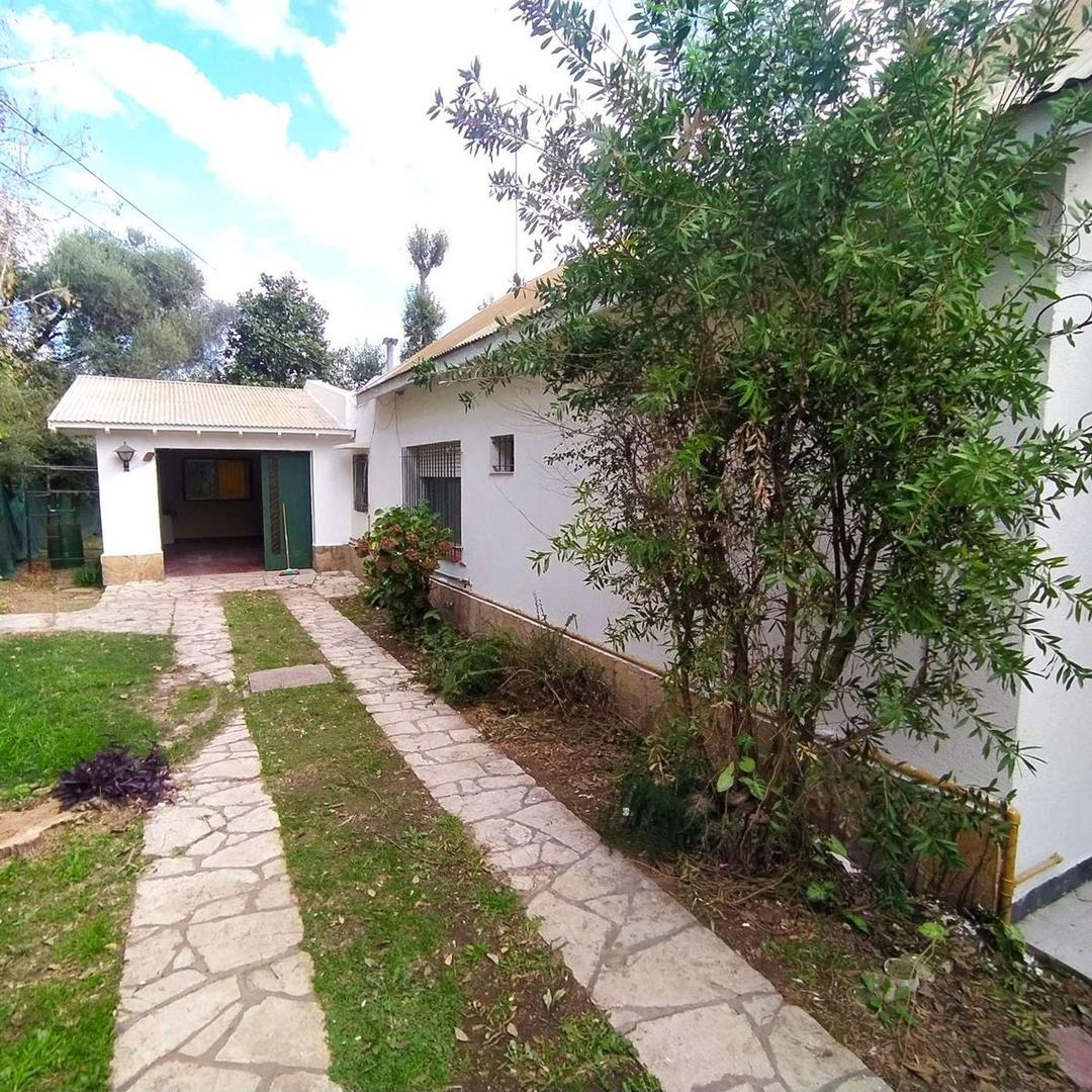VENTA Casa quinta 4 ambientes  en Garin